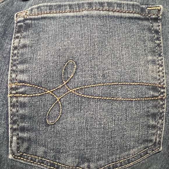 Levi’s High Rise Ankle Straight Jeans - Picture 4 of 6